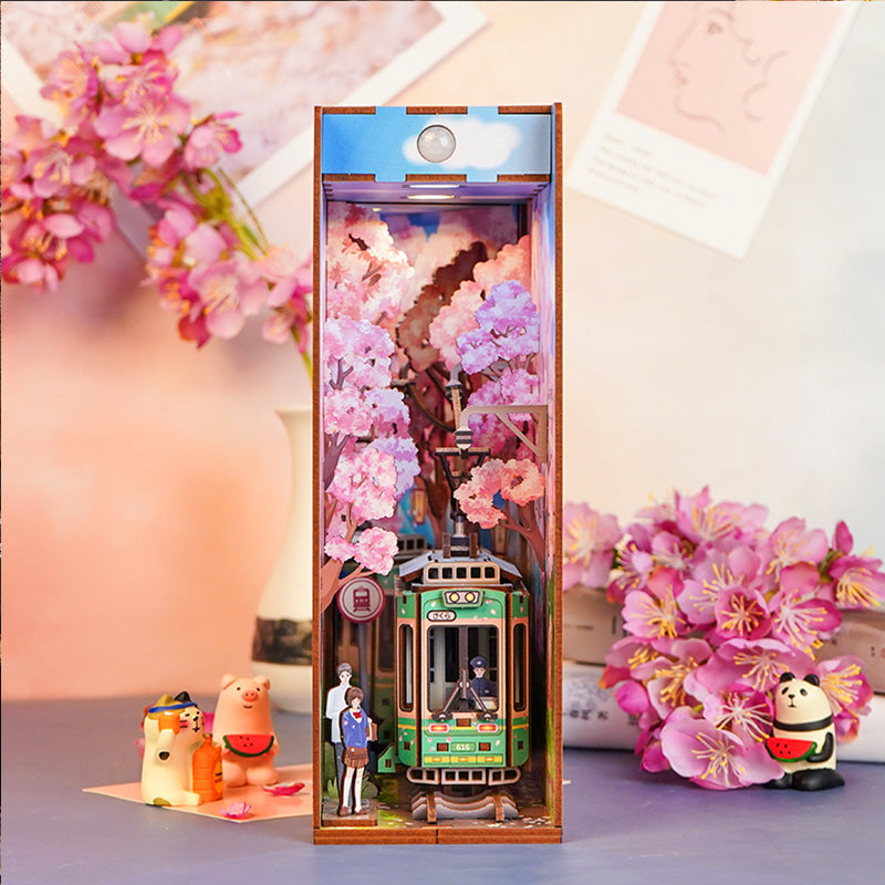 BOOK NOOK Tonecheer 3D PUZZLE TQ119 - Sakura's travel
